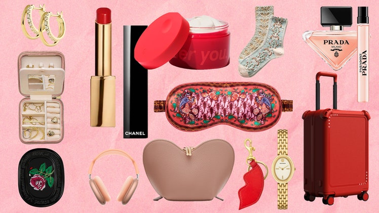 These Are the Valentine’s Day Gifts She Actually Wants