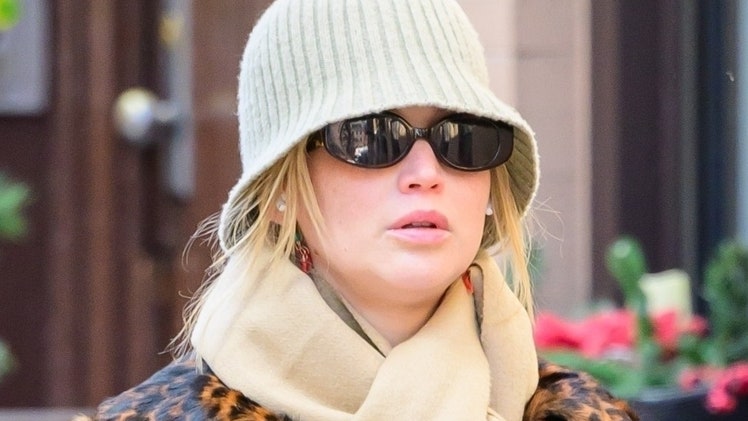 Jennifer Lawrence Makes a Strong Case for This New Spring It Color